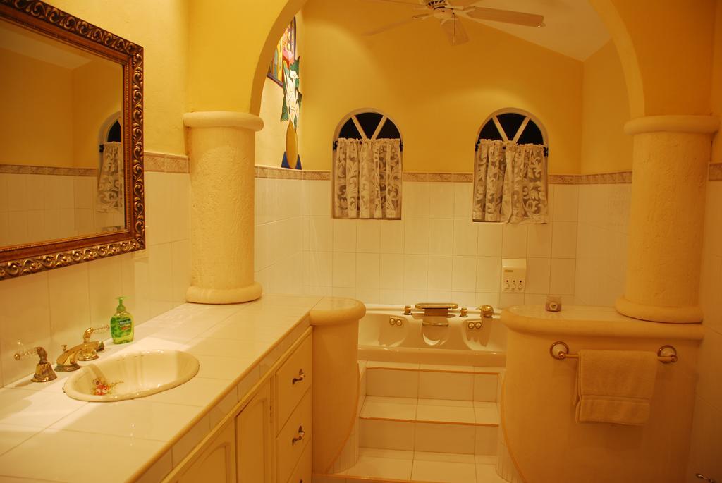 CASA TITO ESTATE COZUMEL (Mexico) - from US$ 271 | BOOKED